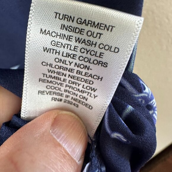 Soho New York & Company Womens Floral Sleeveless Top Navy Blue Medium Polyester - Picture 5 of 7